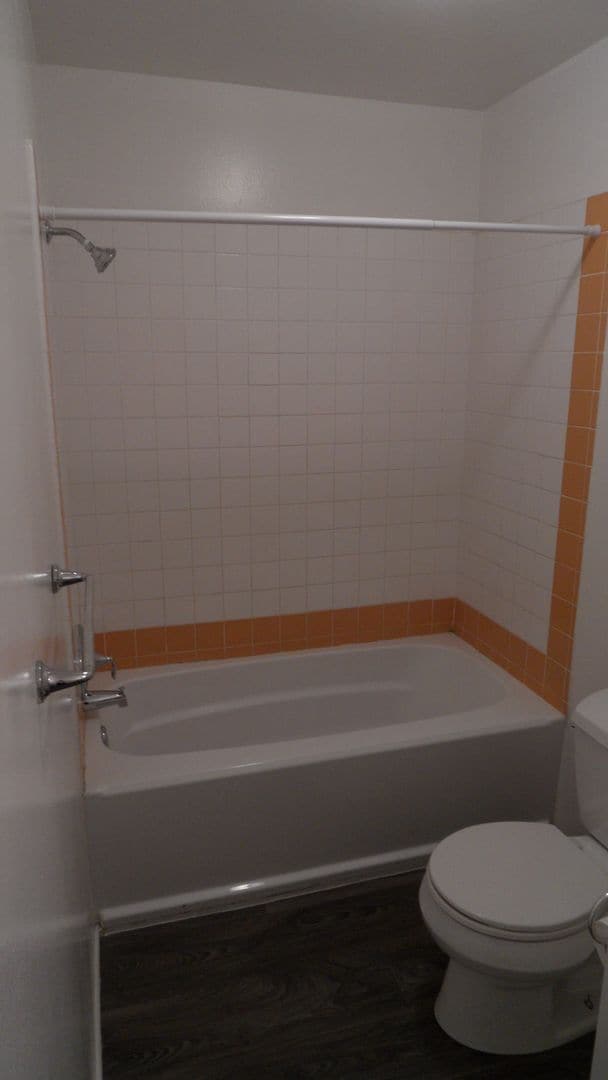 Building Photo - 640 S Fashion Park St