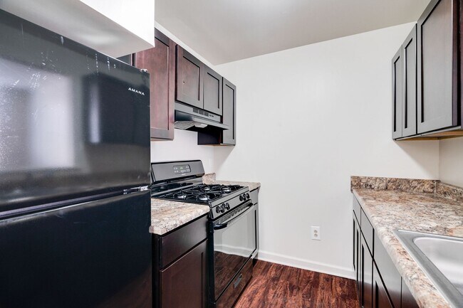 Building Photo - 4102 Ogden St