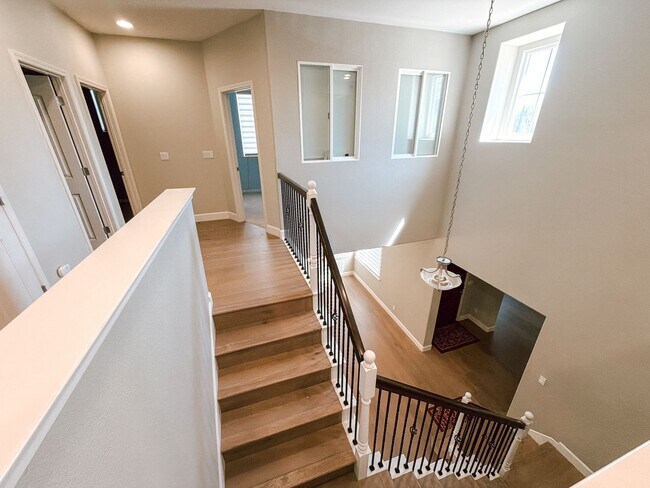 Building Photo - 6238 Murdock Way