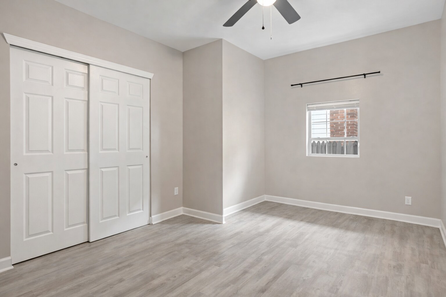 Building Photo - 1523 S East St