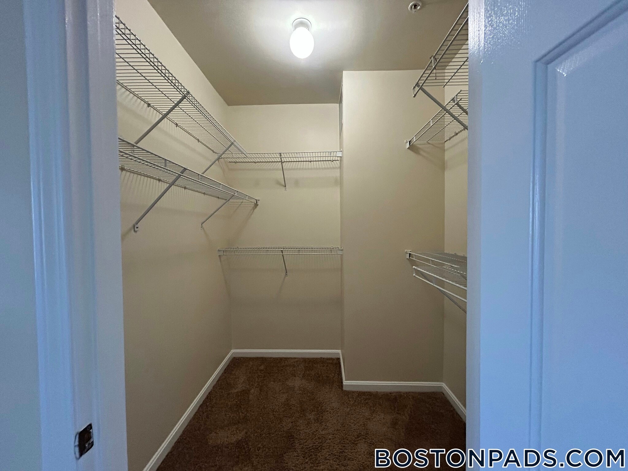 Building Photo - 311 Lowell St