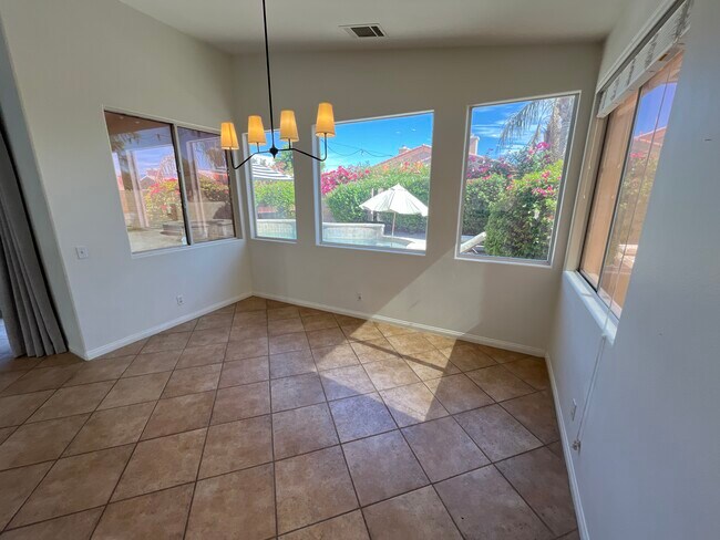 Building Photo - 78270 Calico Glen Dr