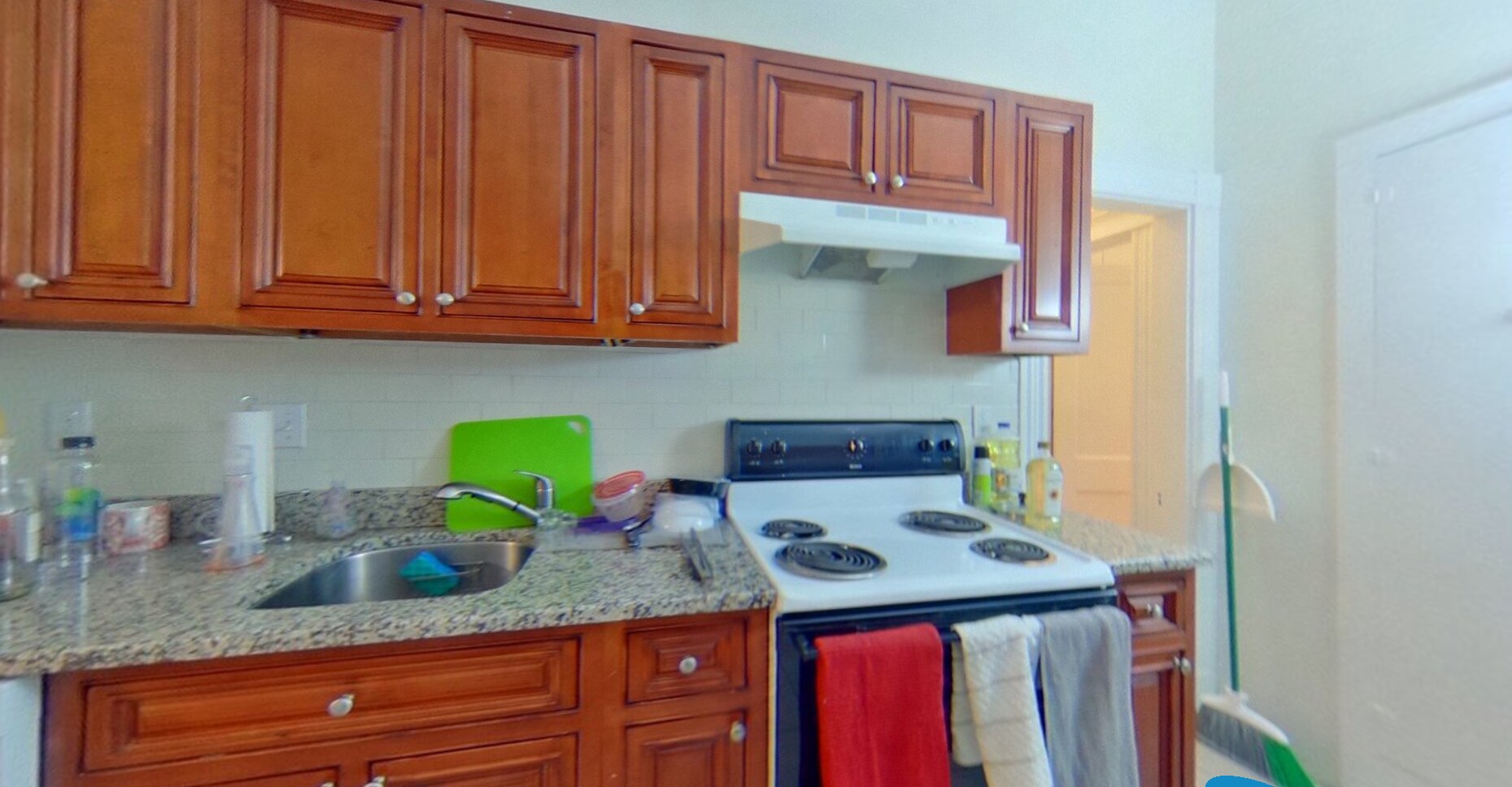 Building Photo - 22 Euston St