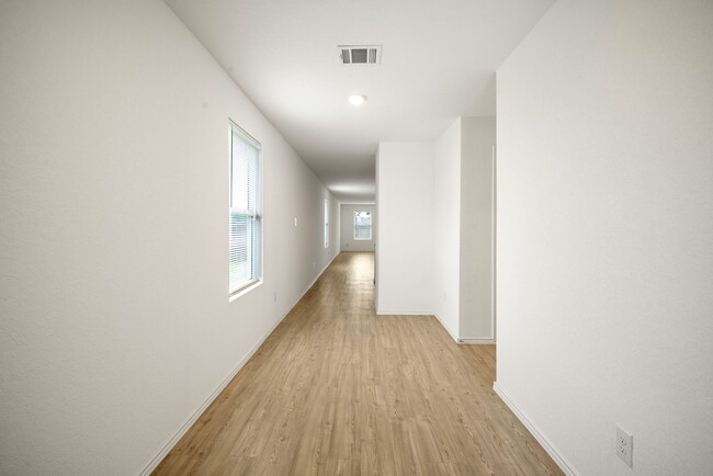Building Photo - 14636 Cregg Ml Dr