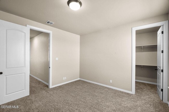 Building Photo - 6148 Oleaster Dr