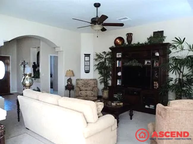 Building Photo - Spacious 4BD/2BA Home in Bakersfield's Desirable 93311 — HOA Community with Pool Access!