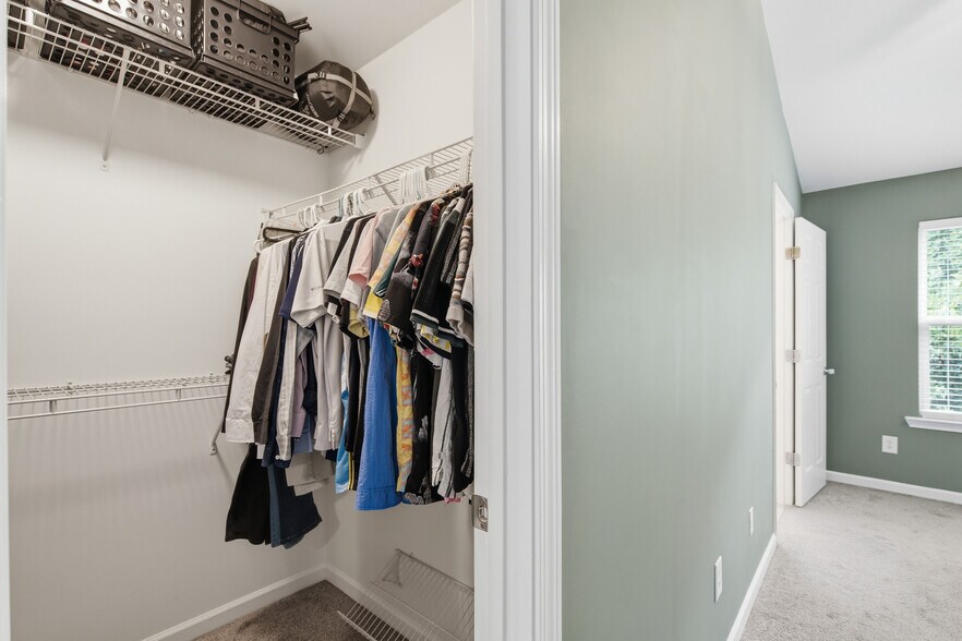 Master bedroom closet - 1225 Liberty Pky NW