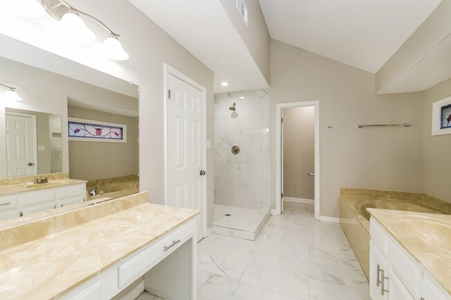 Building Photo - 4851 Harvest Knoll Ln