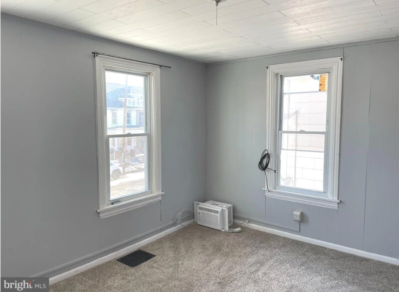 Building Photo - 123 S Harrison St