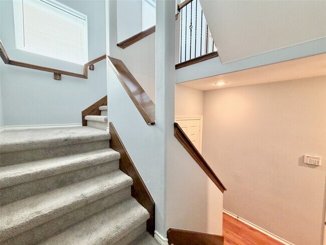 Building Photo - 1608 Holman St