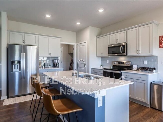 Building Photo - 6420 Kyla Dr