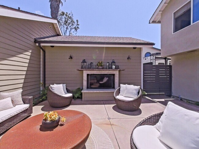 Building Photo - 33702 Calle Conejo
