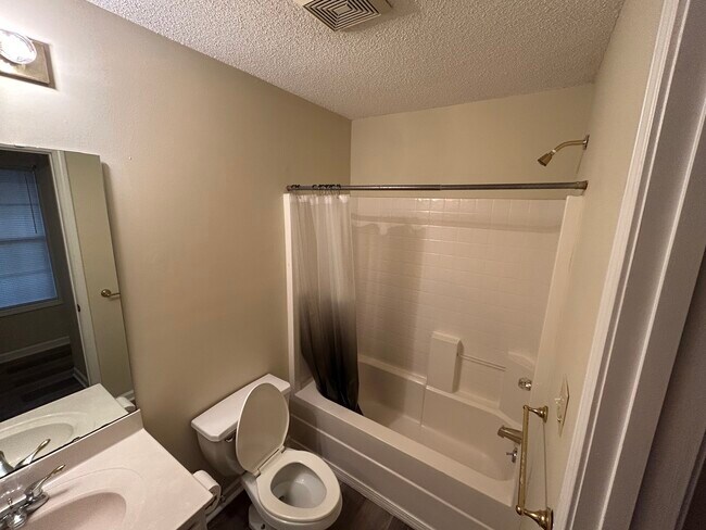 Building Photo - 4810 Innisbrook Ct