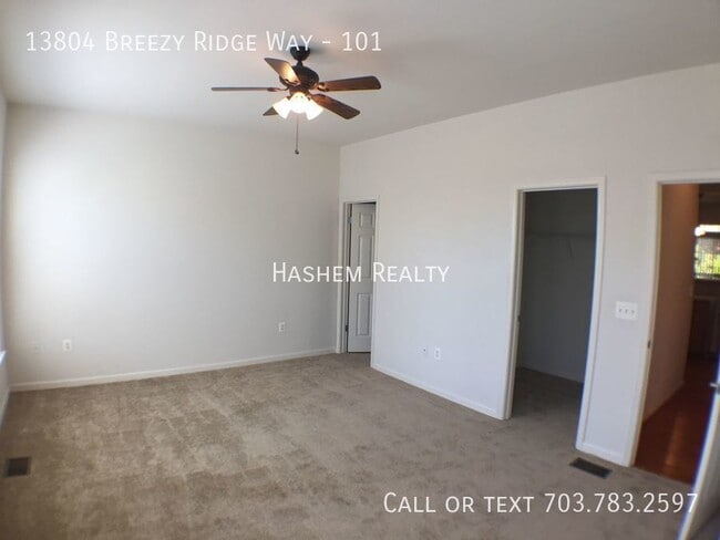 Building Photo - 13804 Breezy Ridge Way