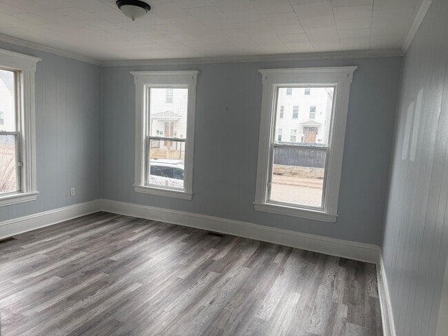 Building Photo - 201 Auburn St