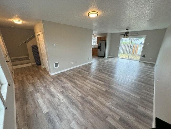 Building Photo - STATUS: AVAILABLE | R310 | $2395.00