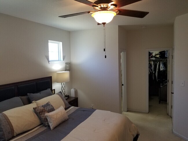 Building Photo - 164 Nautico Way