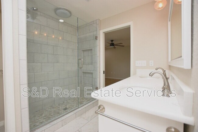 Building Photo - 1606 Taylor Landing Dr