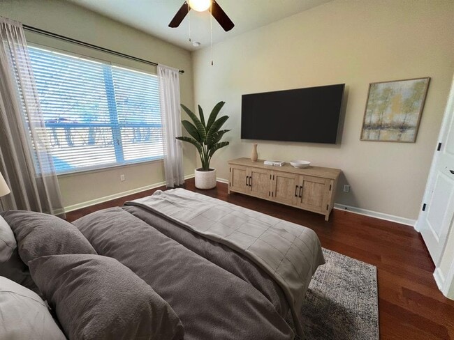 Building Photo - 114 Clear Water Pass