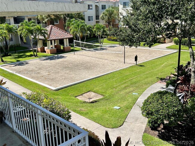 Building Photo - 9887 Baywinds Blvd
