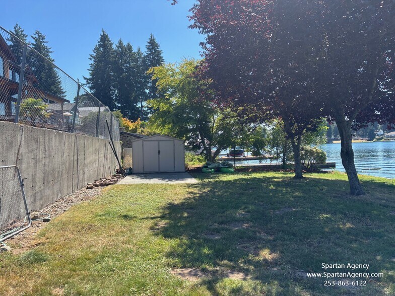 Building Photo - 1020 184th Avenue Ct E