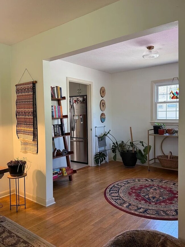 Building Photo - West Asheville Home with Private Fenced Yard & Spacious Layout