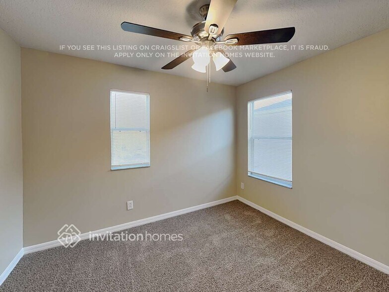 Building Photo - 11133 Golden Silence Dr