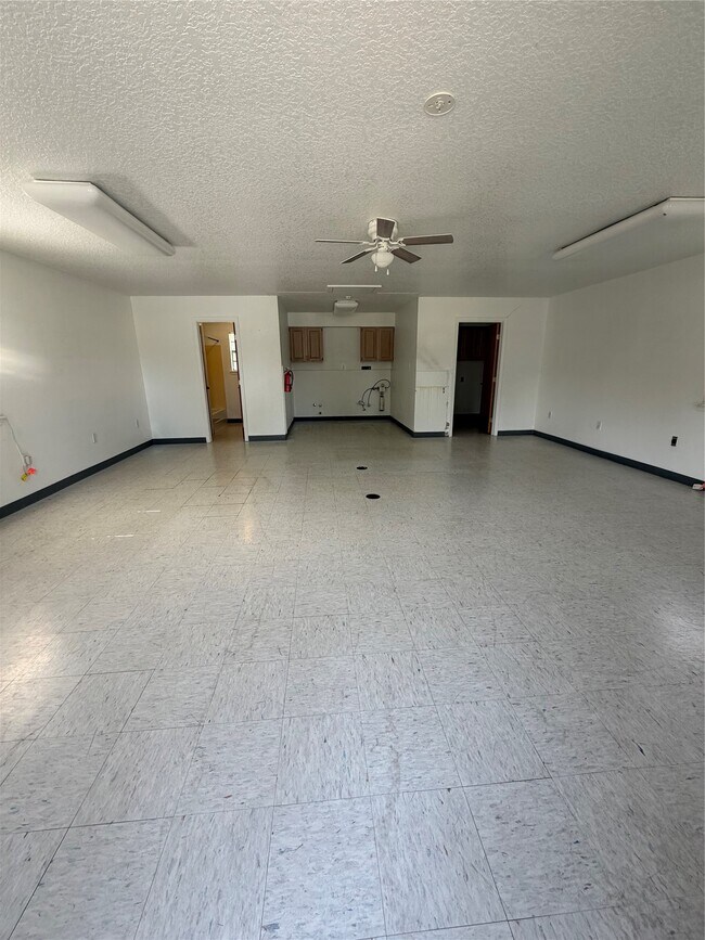 Building Photo - 516 Battlebell Rd