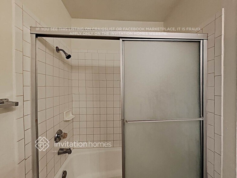 Building Photo - 9702 Forest Ave