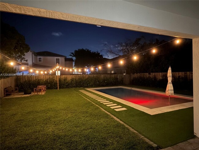 Building Photo - 2945 SE 3rd St