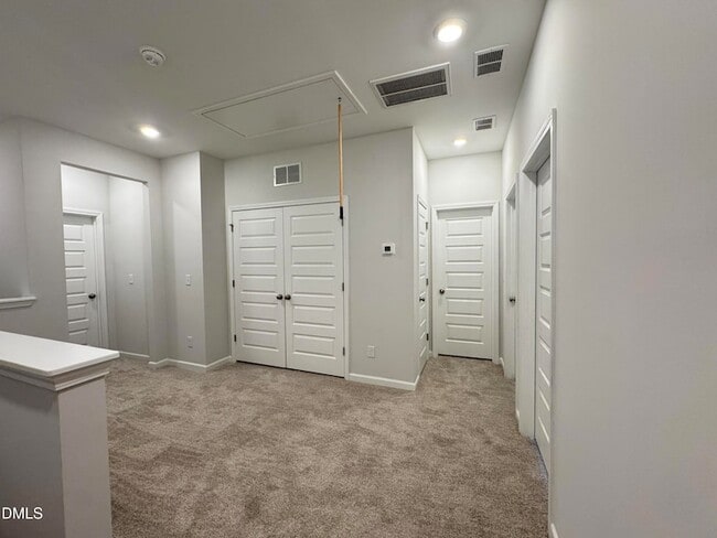 Building Photo - 1409 Irving Hl Dr