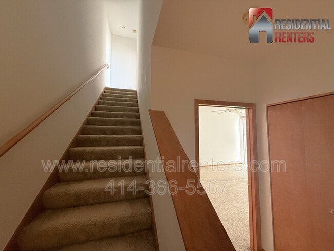 Building Photo - 2121 N Riverboat Rd