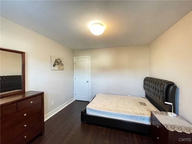 Building Photo - 4481 Southwood Heights Dr