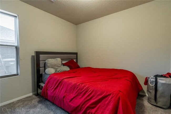 Building Photo - 4703 W Hoover Loop