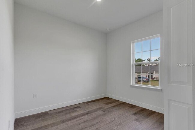 Building Photo - 15701 SW 23rd Court Rd