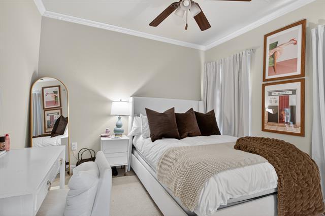 Building Photo - 5801 Hillcrest Ave