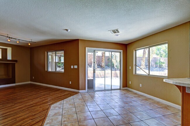 Building Photo - 7545 Tumbling St