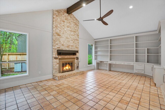Building Photo - 2022 Bristlecone Pl