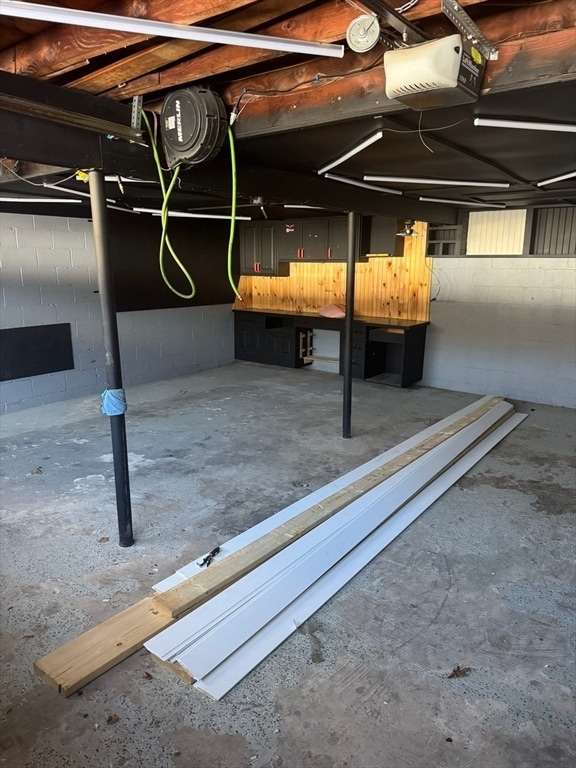 Building Photo - 2 Harding St