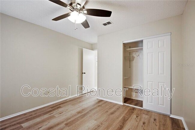 Building Photo - 4006 Angel Oak Ct