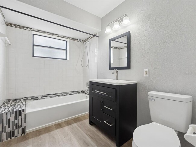 Building Photo - 766 91st Ave N