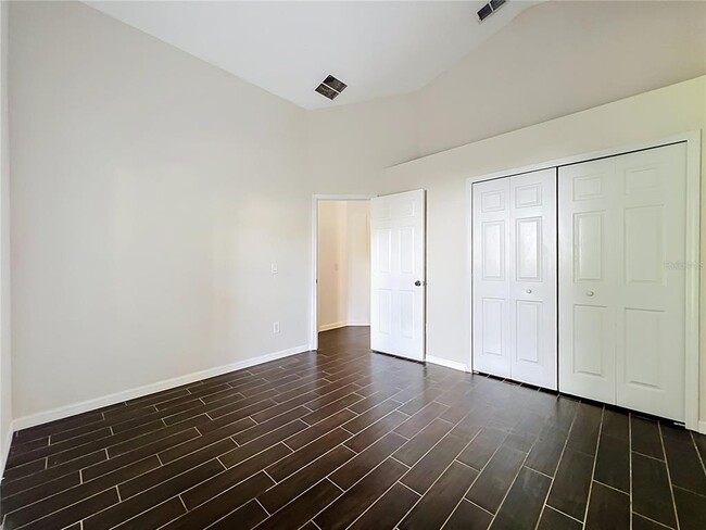 Building Photo - 1045 Willow Branch Dr