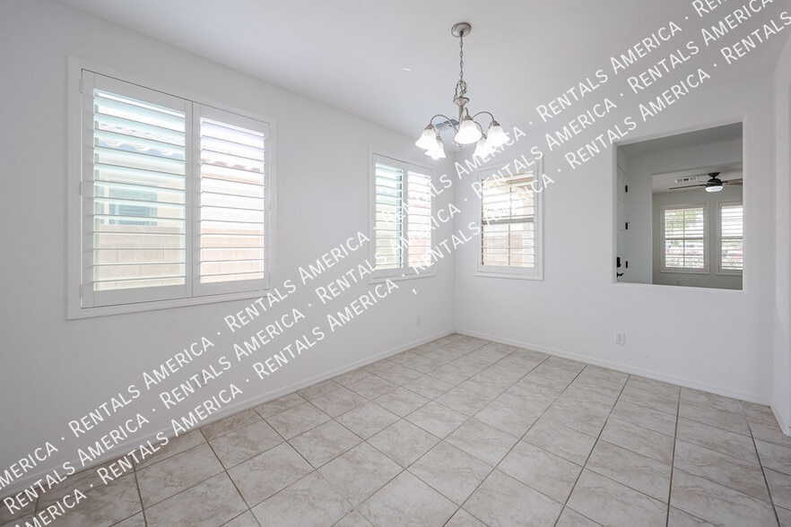 Building Photo - 13487 N 174th Ave