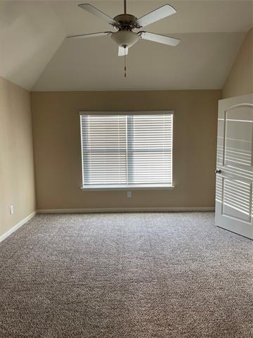 Building Photo - 216 Ridgeland Oak Dr