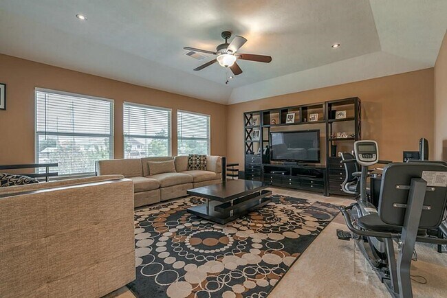 Building Photo - 14931 Opera House Row Dr