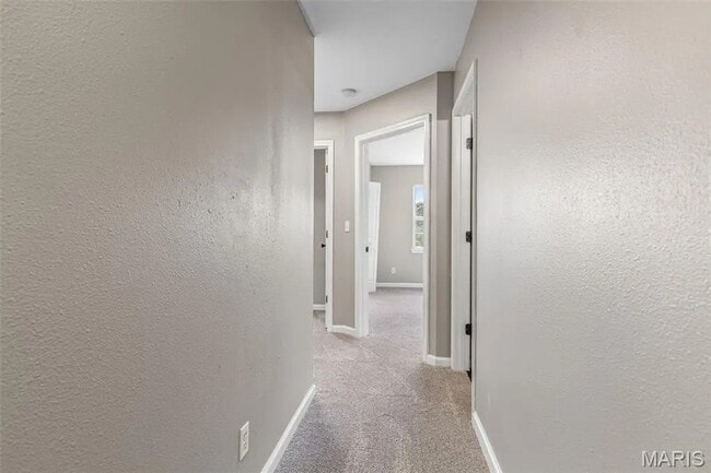 Building Photo - 489 Shade Tree Ln