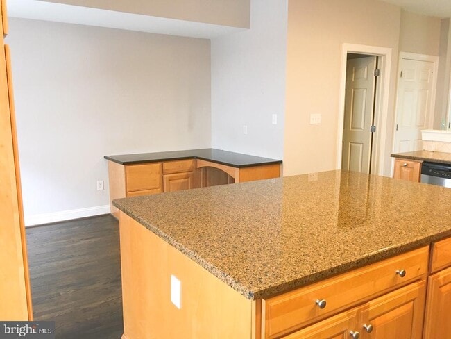 Building Photo - 145 Christina Landing Dr