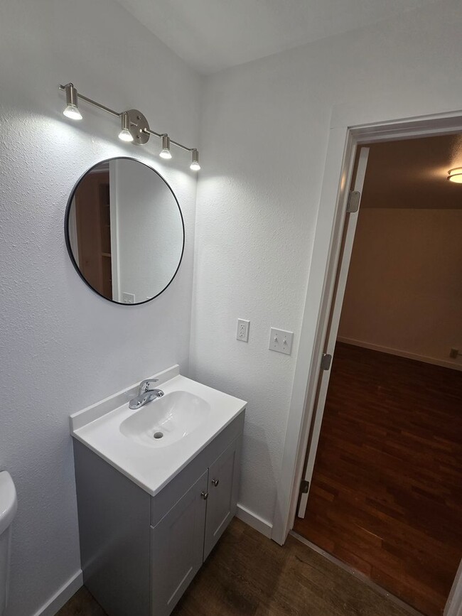 Building Photo - 2439 Sherman Ave