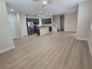 Building Photo - 2715 Hammetts Landing Walk