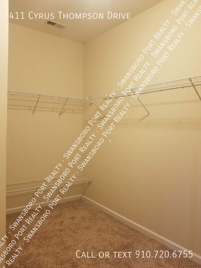 Building Photo - 411 Cyrus Thompson Dr